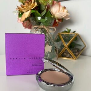 Chantecaille Compact Makeup in Soft Tan